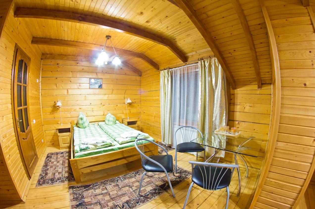 Edelweiss Carpathians Migovo Hotel Exterior foto