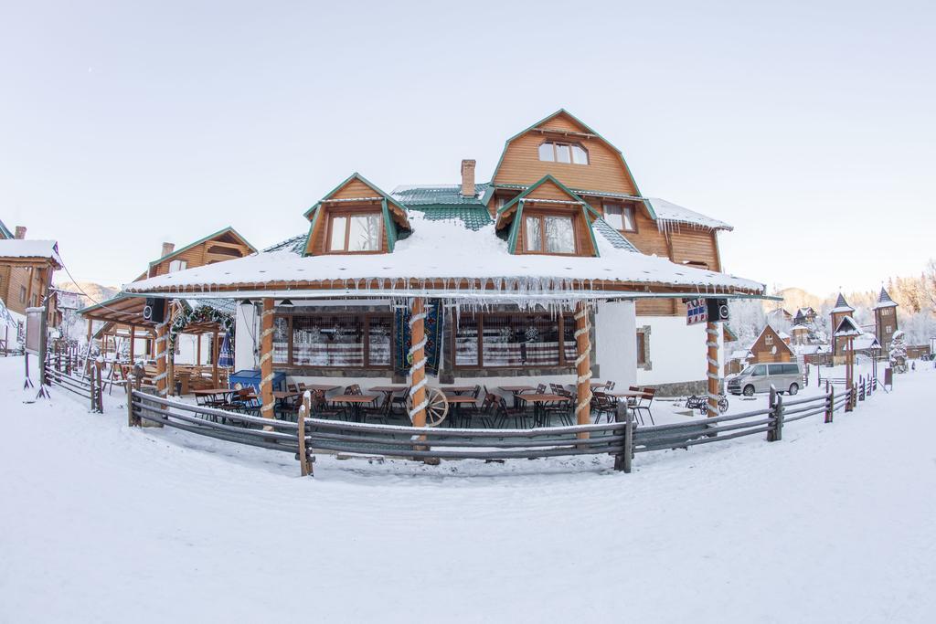 Edelweiss Carpathians Migovo Hotel Exterior foto